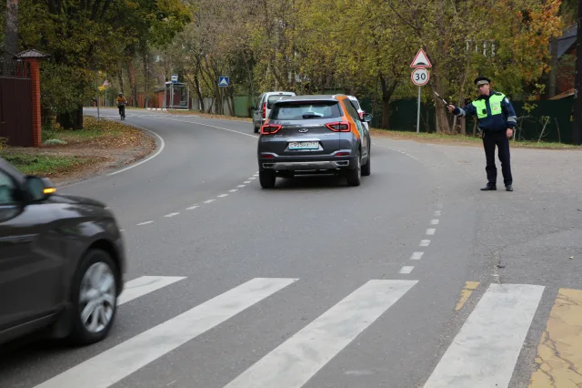 Инспекторы ГАИ Люберец проверят водителей такси на соблюдение правил ПДД